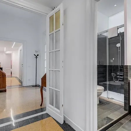 Bmga L Elegant Four-room Apt For 8 Guests In Prati * Roma