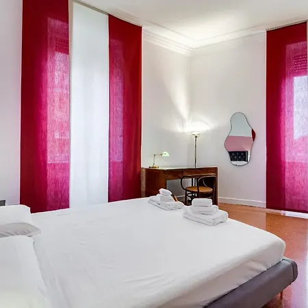 Bmga L Elegant Four-room Apt For 8 Guests In Prati *
