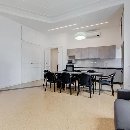 Apartment Bmga L Elegant Four-room Apt For 8 Guests In Prati