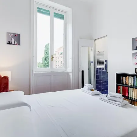 Bmga L Elegant Four-room Apt For 8 Guests In Prati Apartment