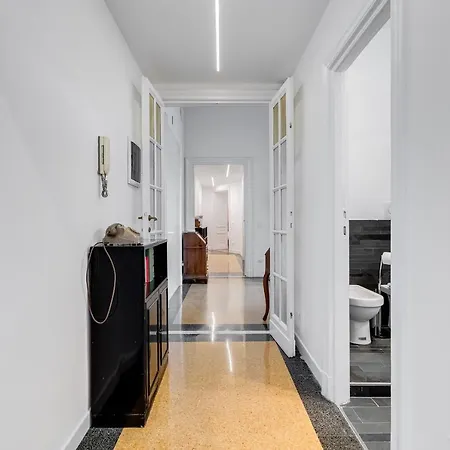 Bmga L Elegant Four-room Apt For 8 Guests In Prati *
