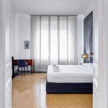 Apartment Bmga L Elegant Four-room Apt For 8 Guests In Prati *