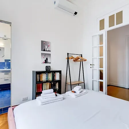 Bmga L Elegant Four-room Apt For 8 Guests In Prati * Rome