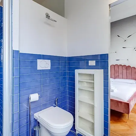 Bmga L Elegant Four-room Apt For 8 Guests In Prati * Rome